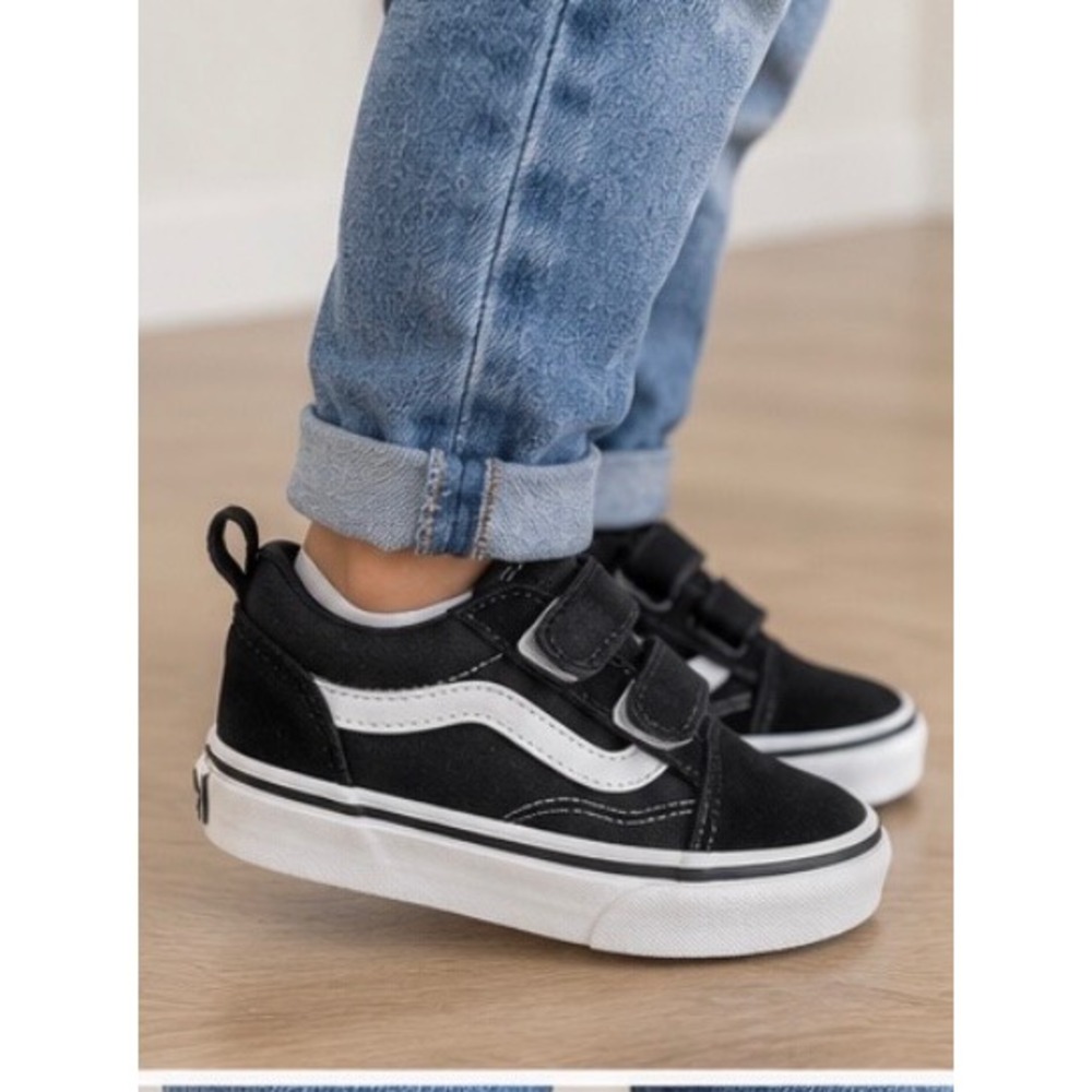 Vans Old Skool V Toddler Size 8 Black White Velcro Sneakers Kids Shoes